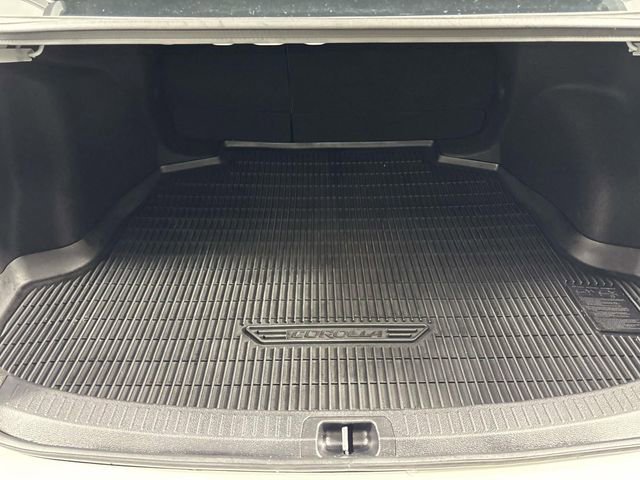 Used 2025 Toyota Corolla LE image 11
