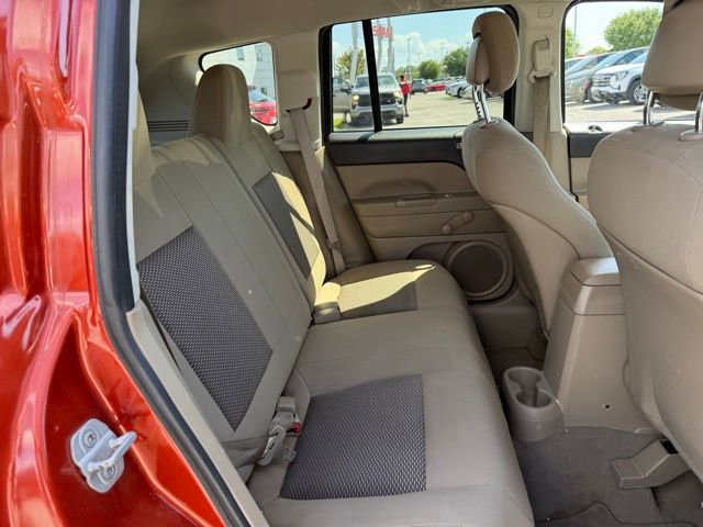 Used 2010 Jeep Compass Sport image 17