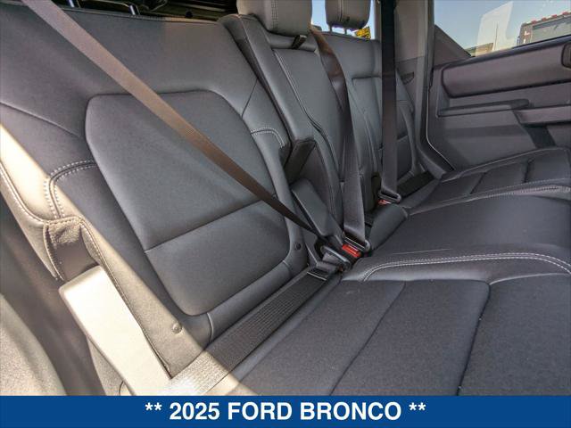 New 2025 Ford Bronco Badlands AWD/4WD image 19