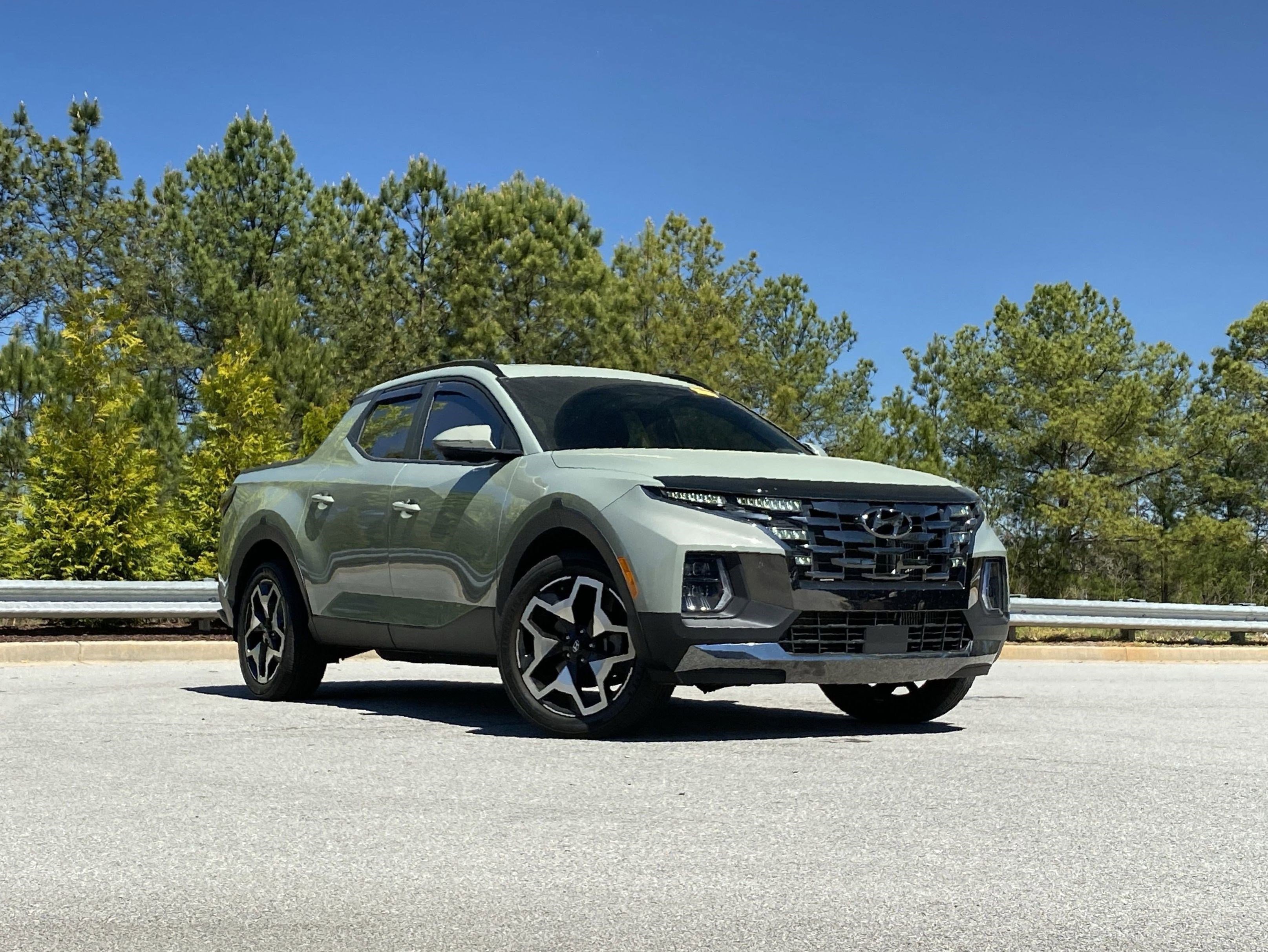 Used 2022 Hyundai Santa Cruz Limited video 2