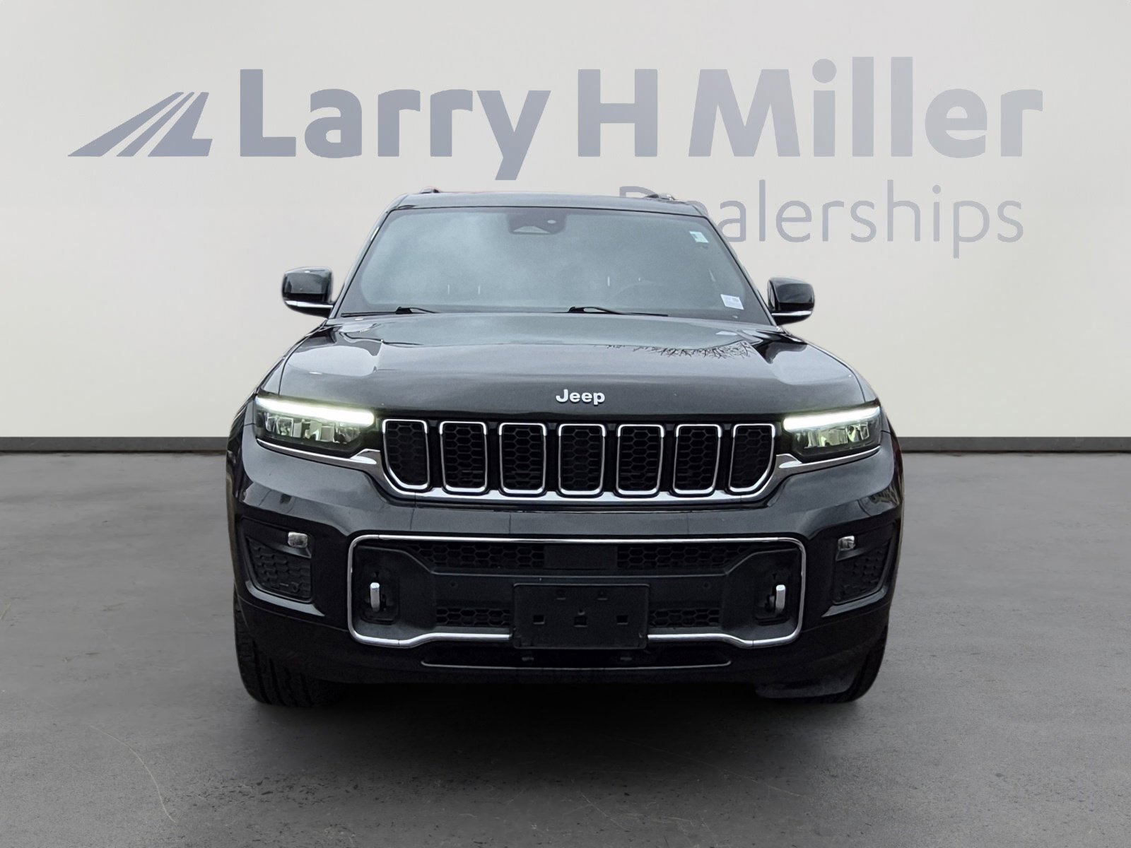Used 2022 Jeep Grand Cherokee L Overland w/ Luxury Tech Group IV image 8