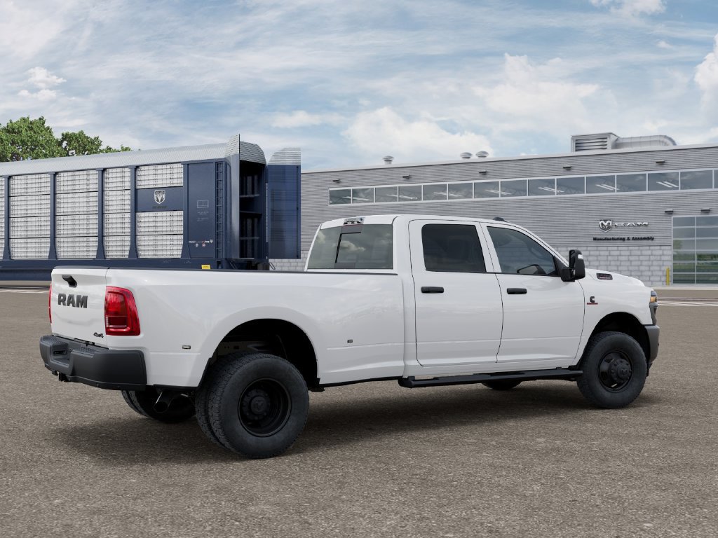 New 2027 RAM 3500 Tradesman AWD/4WD image 4