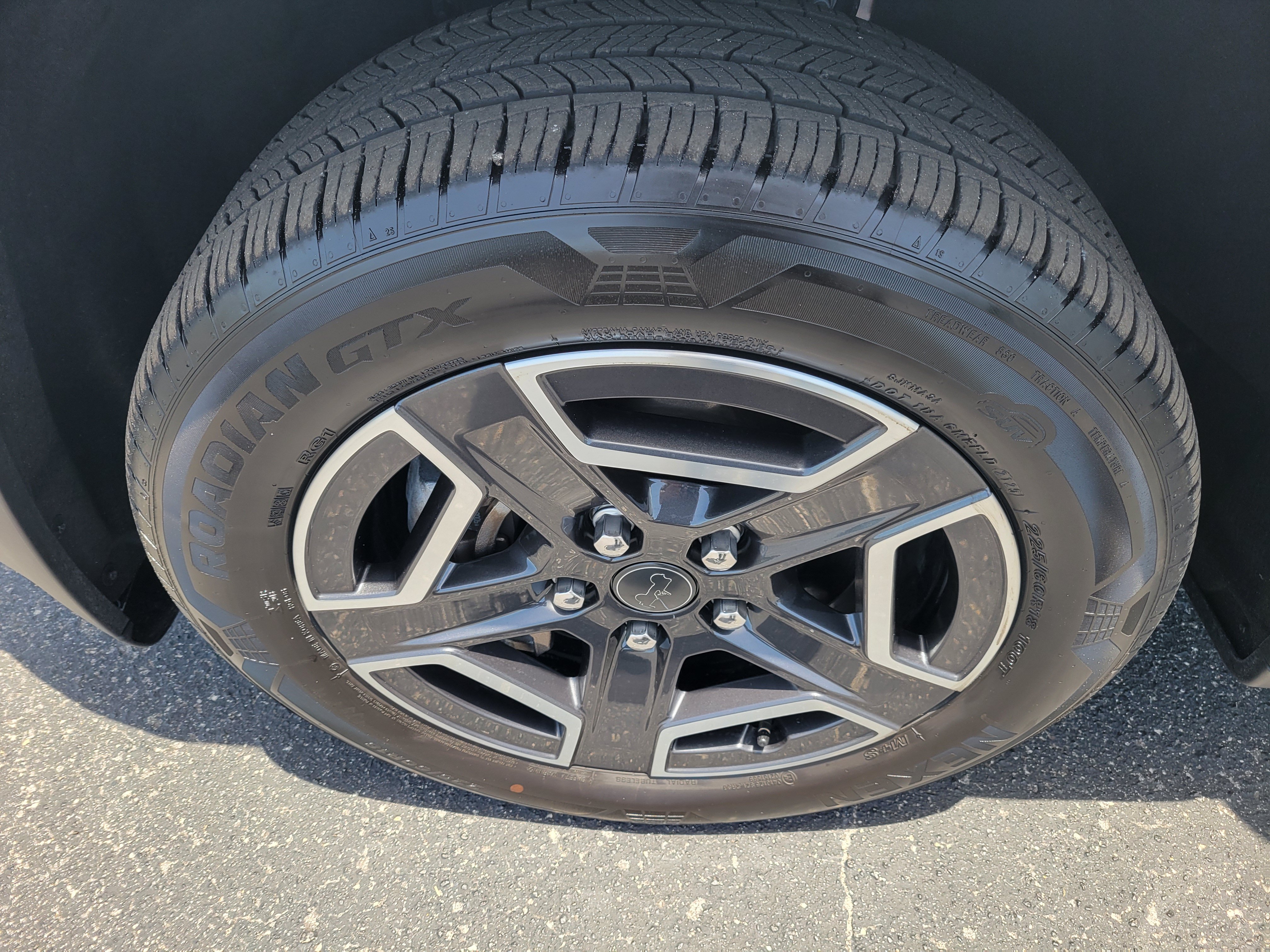 Used 2026 Jeep Cherokee Limited AWD/4WD image 34