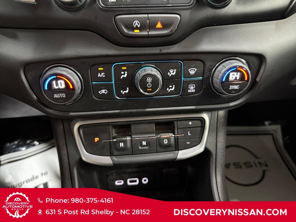 Used 2024 GMC Terrain SLT AWD/4WD image 21