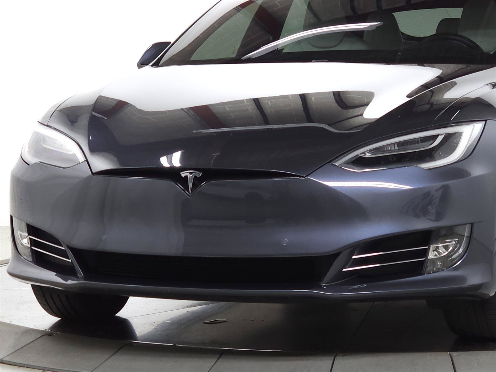 Used 2017 Tesla Model S 75D AWD/4WD video 3