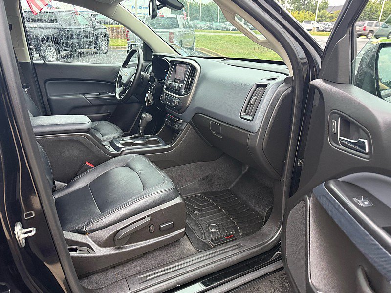 Used 2019 Chevrolet Colorado Z71 w/ Z71 Midnight Edition AWD/4WD image 19