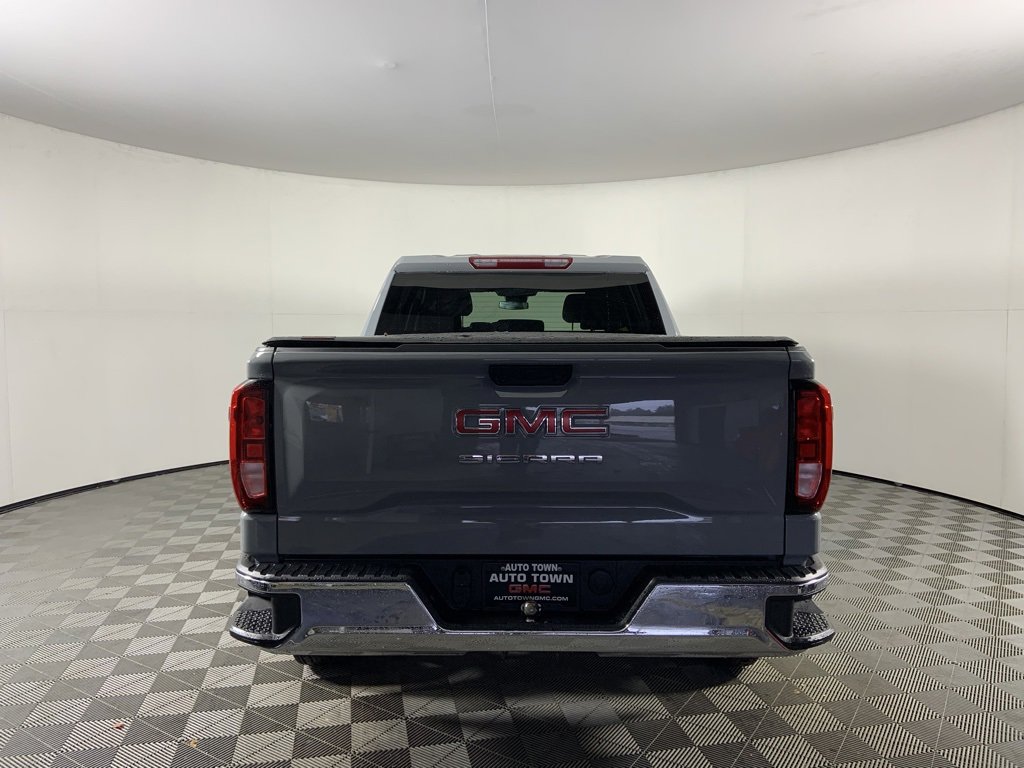 Used 2025 GMC Sierra 1500 Pro w/ Convenience Package image 8
