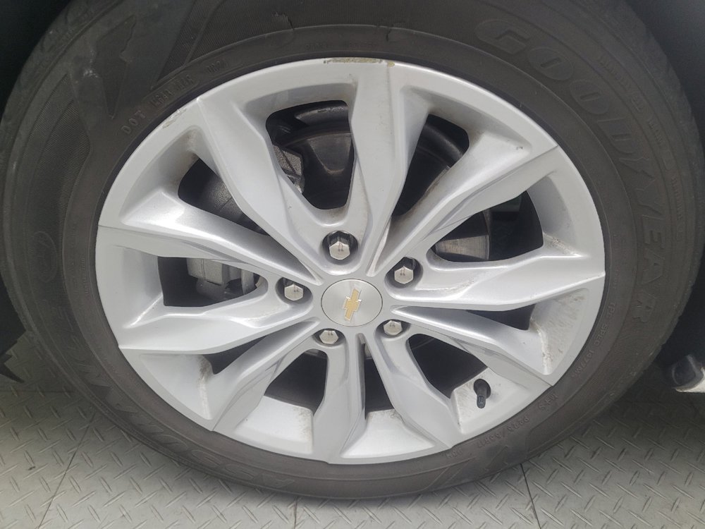 Used 2025 Chevrolet Malibu LT FWD image 31