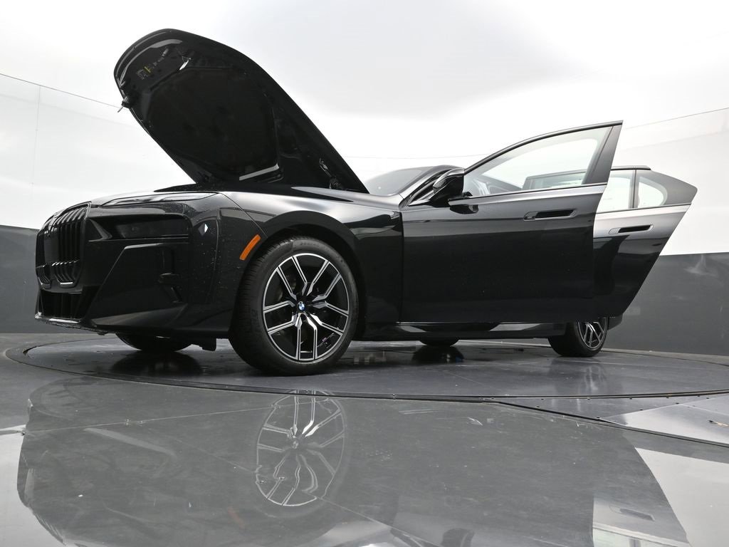 New 2026 BMW 740i xDrive image 49