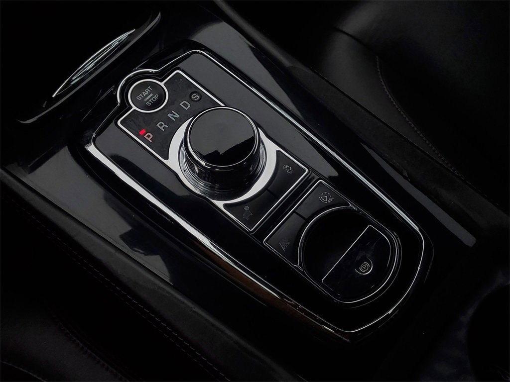 Used 2015 Jaguar XKR R image 24