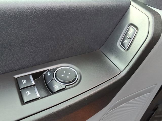 Used 2024 Ford F550 4x4 Regular Cab Super Duty image 19