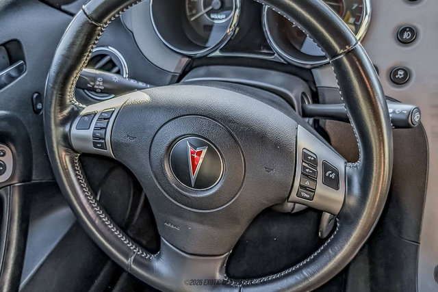 Used 2009 Pontiac Solstice GXP w/ Premium Package RWD image 33