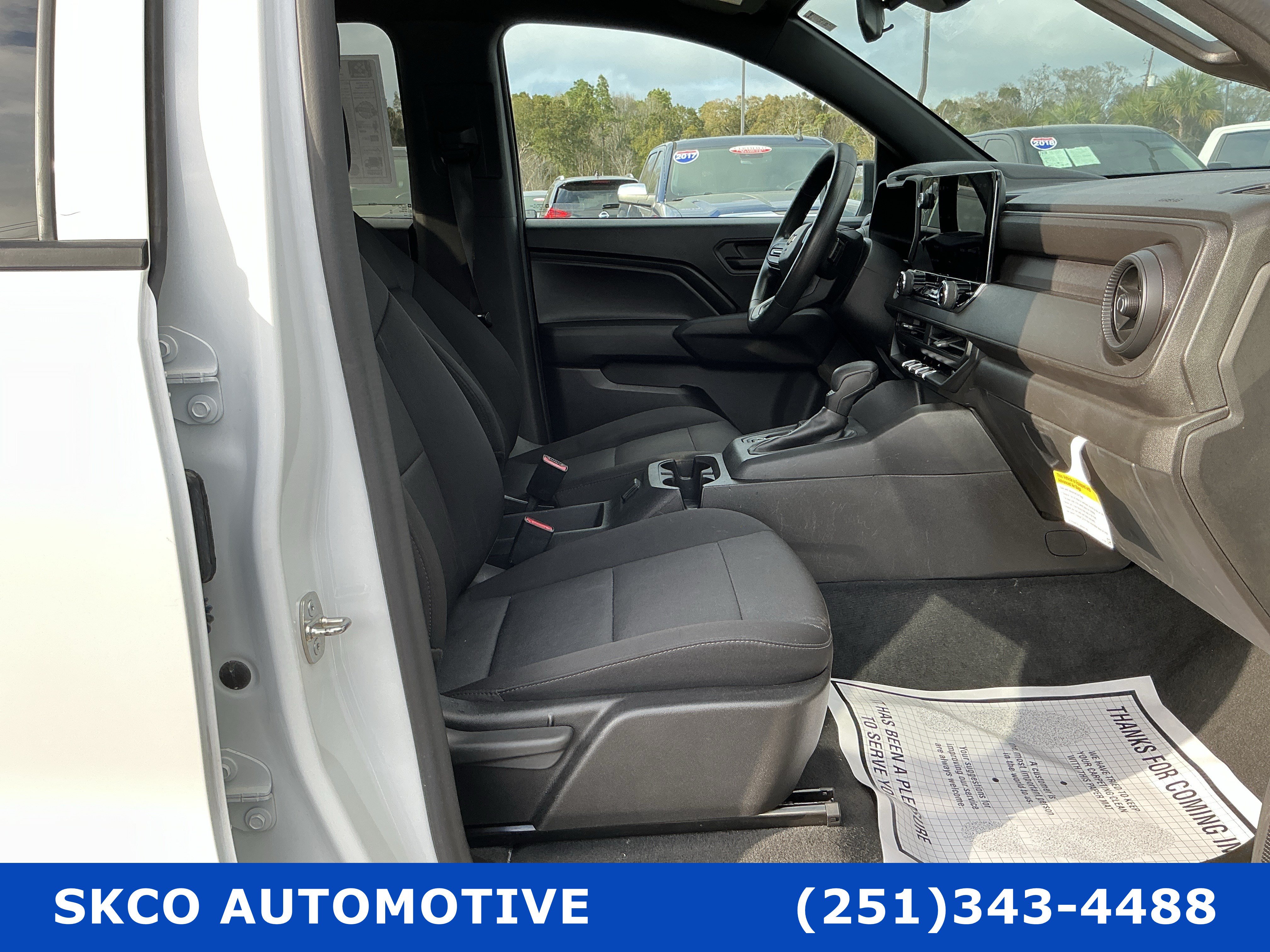 Used 2023 Chevrolet Colorado W/T RWD image 13