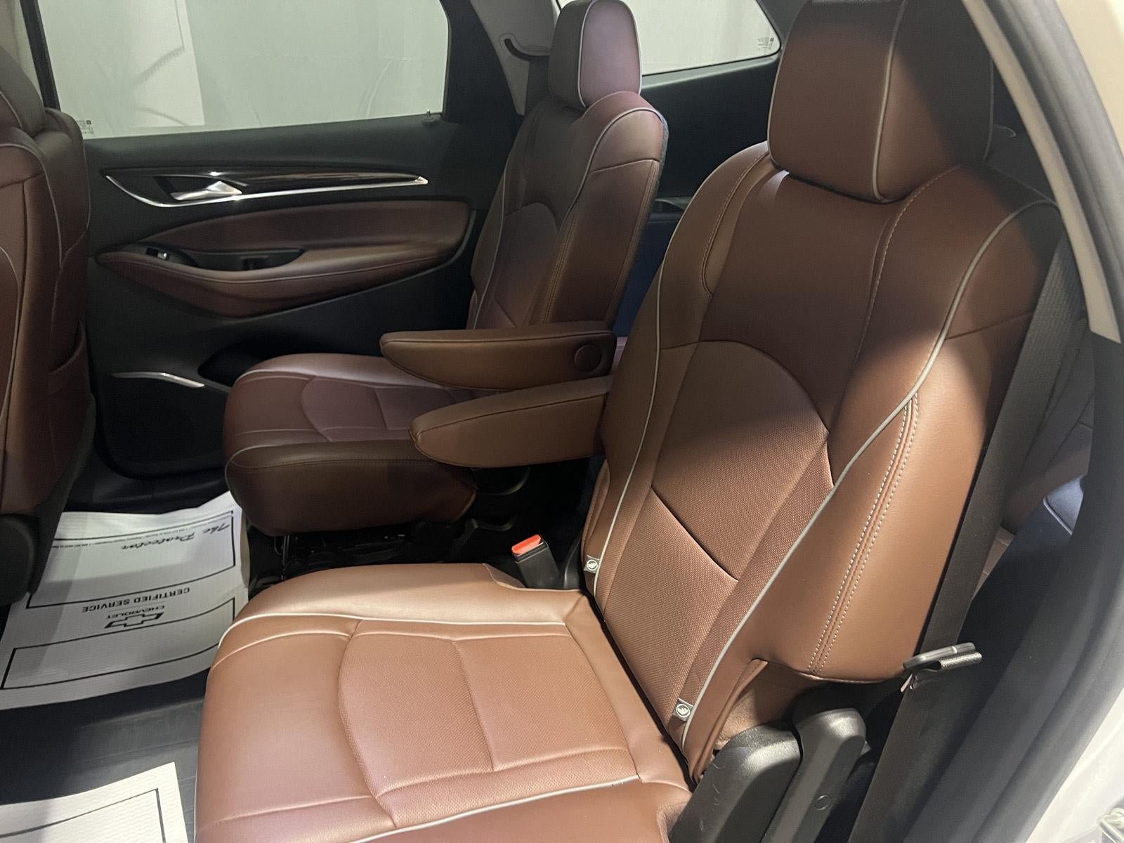 Used 2020 Buick Enclave Avenir w/ Avenir Technology Package AWD/4WD image 24