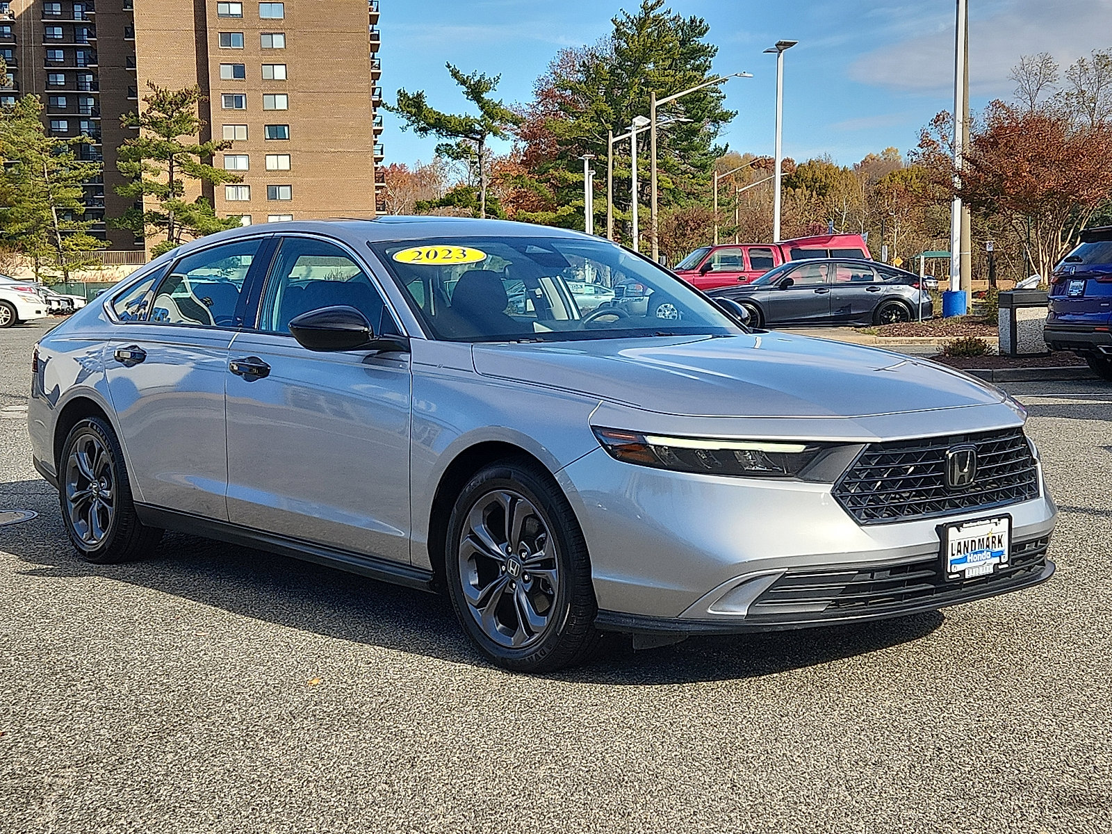 Used 2023 Honda Accord EX image 3