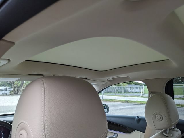 Used 2021 Mercedes-Benz GLC 300 image 20