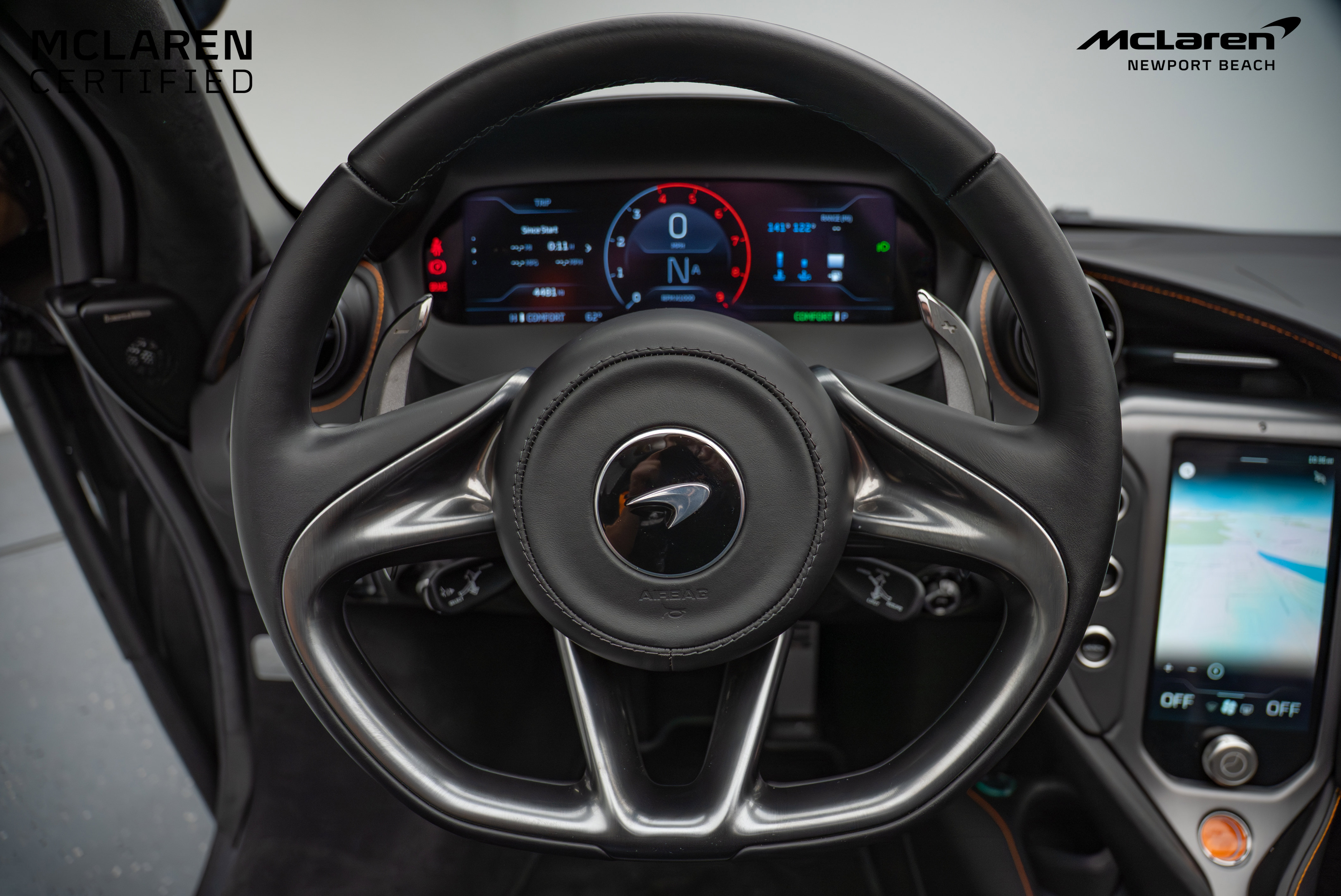 Used 2025 McLaren 750S Spider RWD image 47