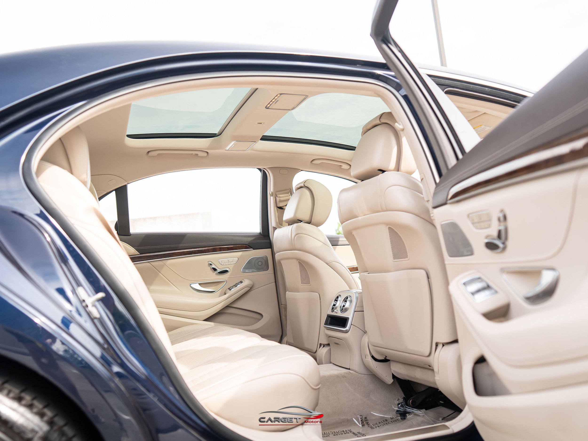 Used 2017 Mercedes-Benz S 550 4MATIC Sedan image 19