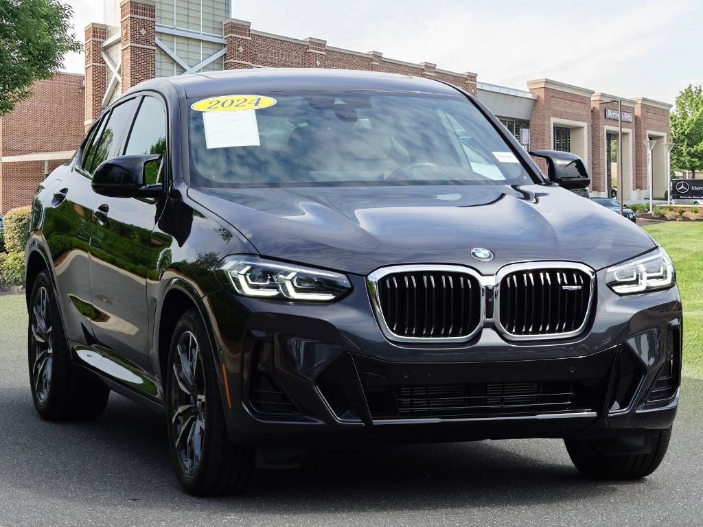 Used 2024 BMW X4 M40i w/ Premium Package AWD/4WD image 3