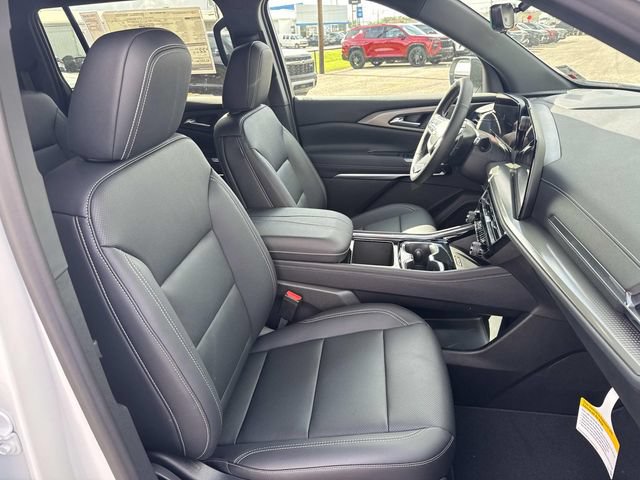 New 2026 Chevrolet Traverse LT w/ Driver Confidence Package FWD image 28