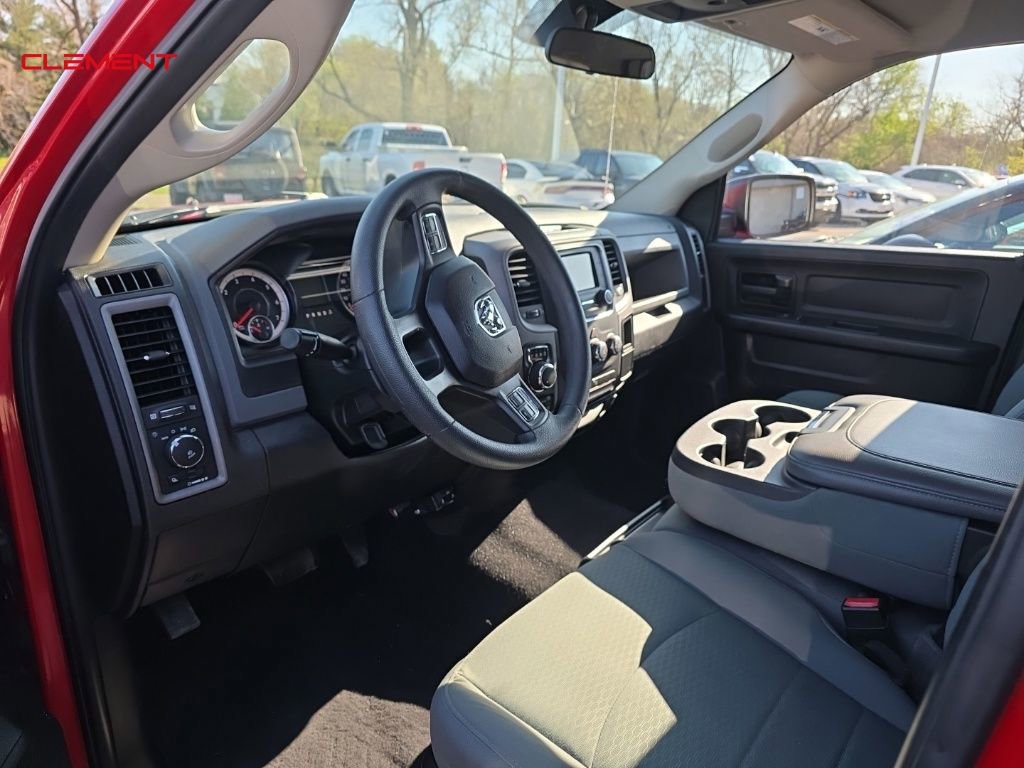 Used 2019 RAM 1500 Tradesman w/ Tradesman SXT Package image 3