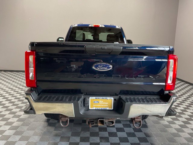 Used 2023 Ford F350 XLT w/ FX4 Off-Road Package AWD/4WD image 11