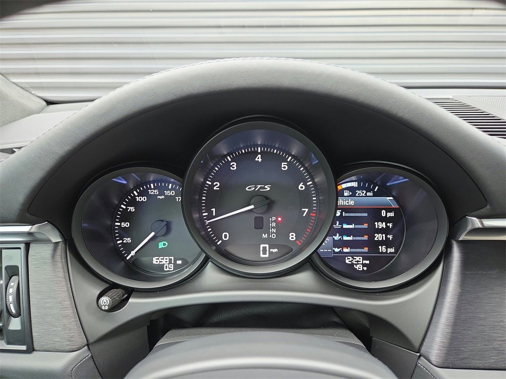 Used 2023 Porsche Macan GTS image 10