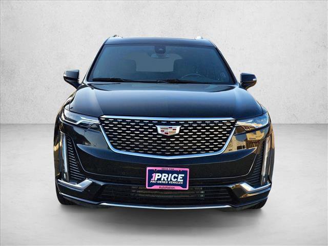 Used 2024 Cadillac XT6 Premium Luxury FWD image 2
