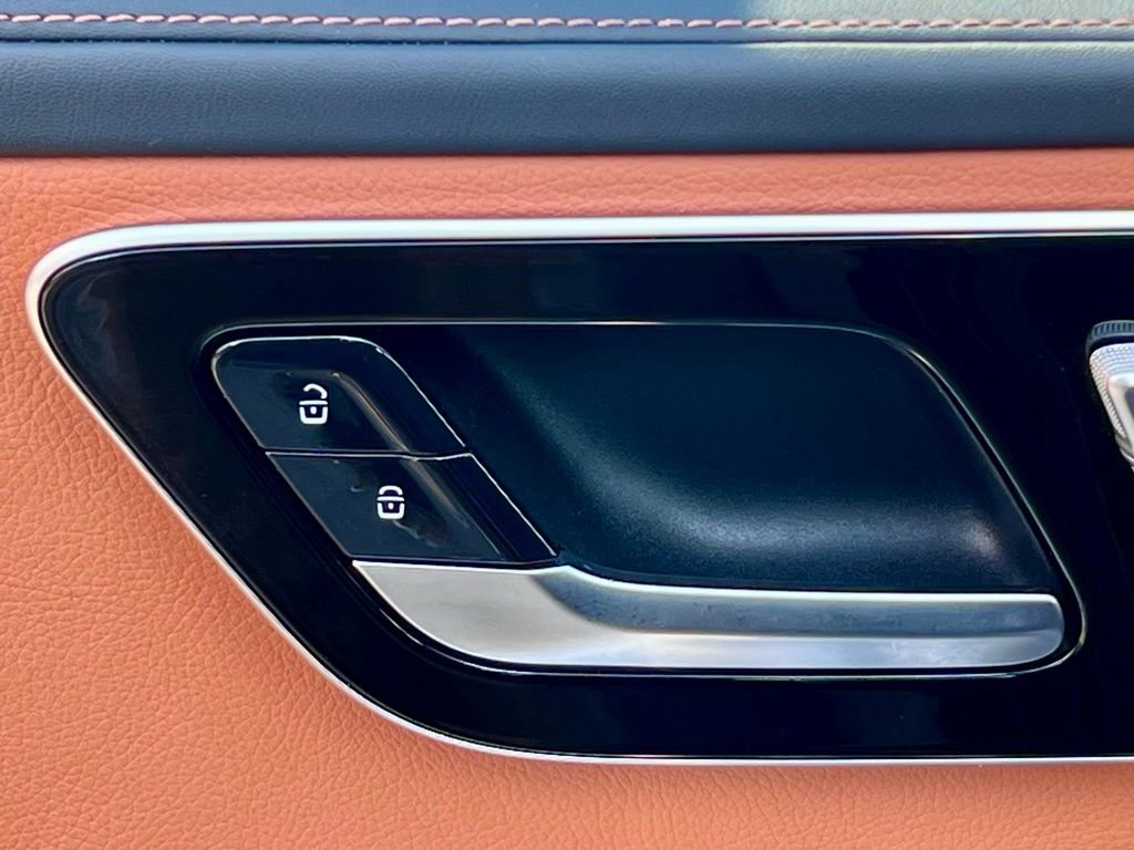 Certified 2023 Mercedes-Benz C 300 4MATIC Sedan image 24