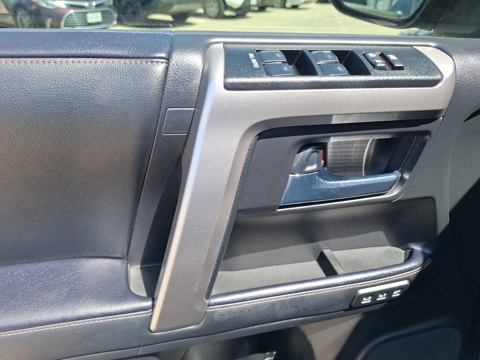 Used 2024 Toyota 4Runner Limited AWD/4WD image 16