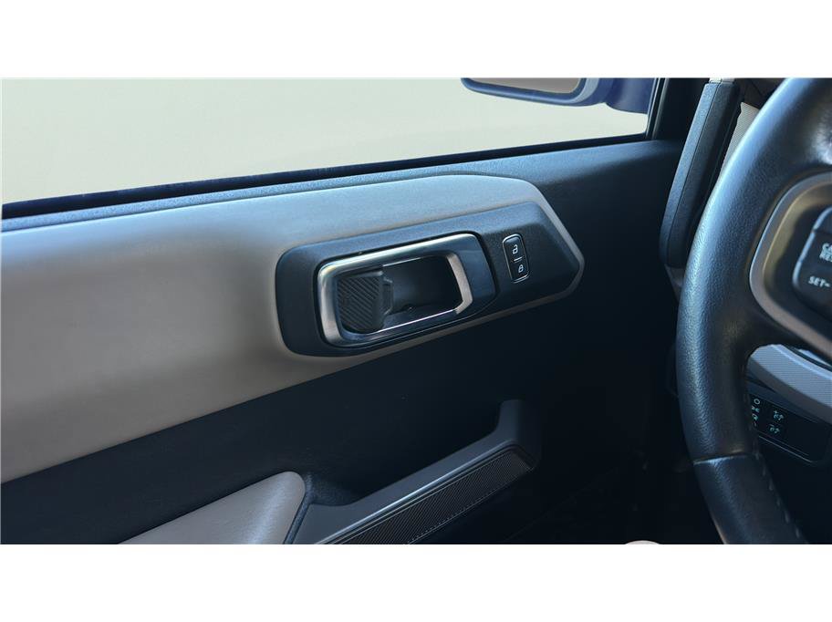 Used 2022 Ford Bronco Wildtrak AWD/4WD image 39