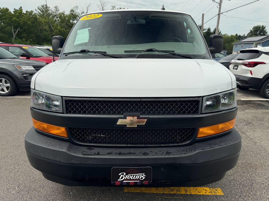 Used 2022 Chevrolet Express 3500 Extended RWD image 2