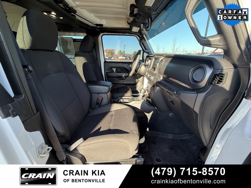 Used 2023 Jeep Wrangler Sport S image 31
