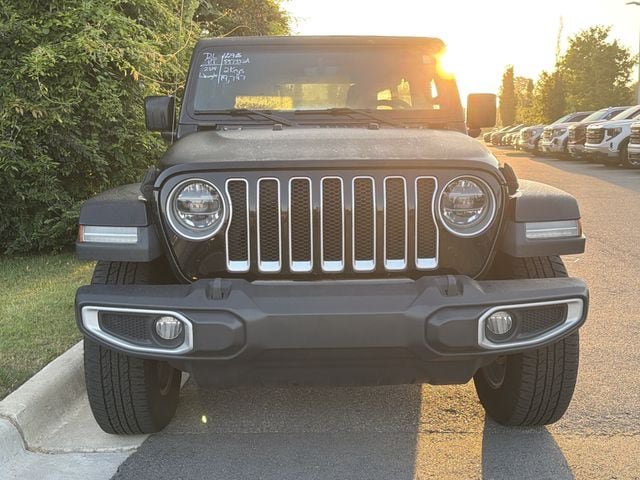 Used 2019 Jeep Wrangler Unlimited Sahara AWD/4WD image 2