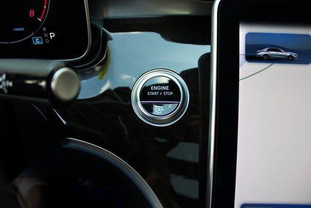 Used 2024 Mercedes-Benz C 300 4MATIC Sedan image 18