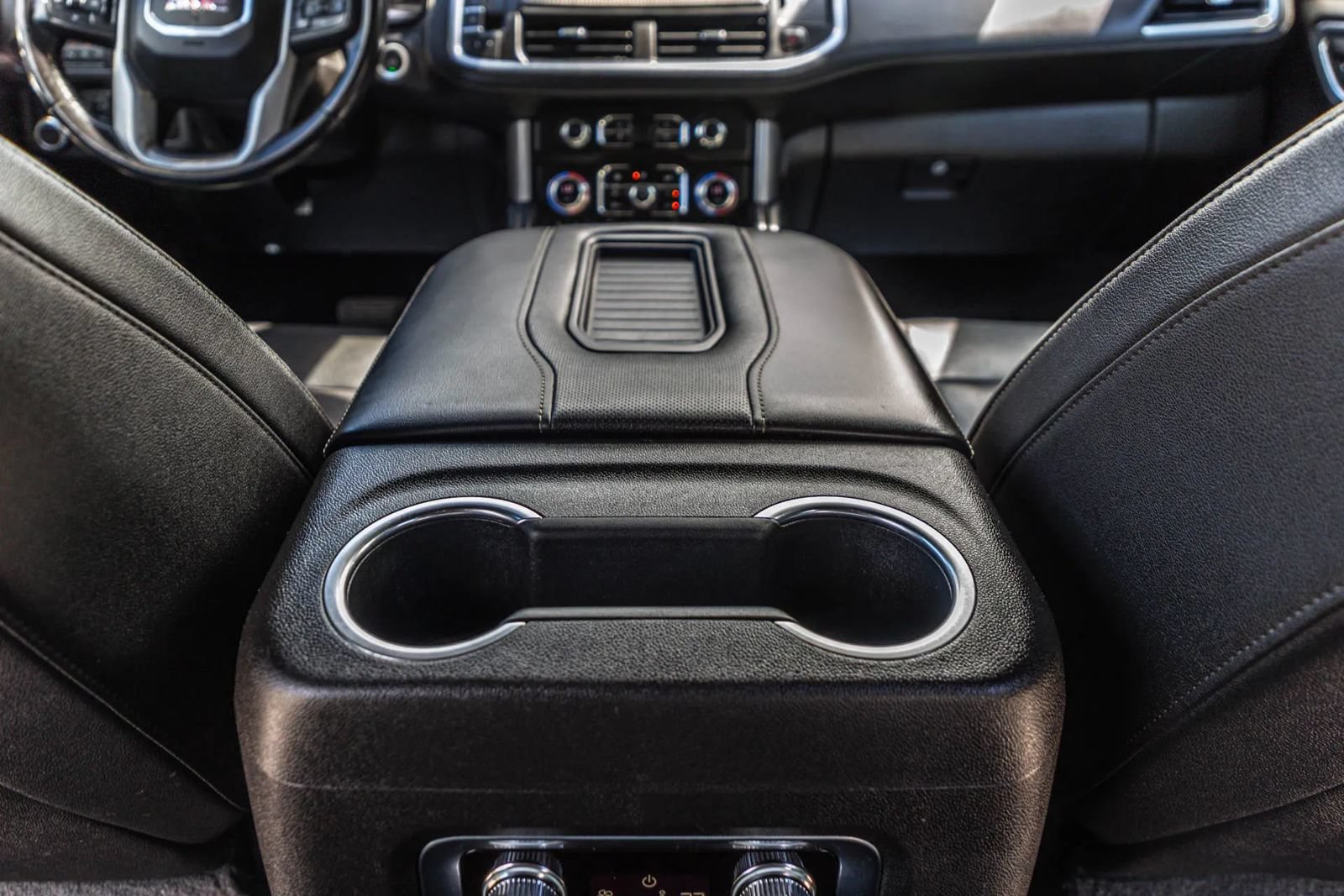Used 2021 GMC Yukon SLT RWD image 46