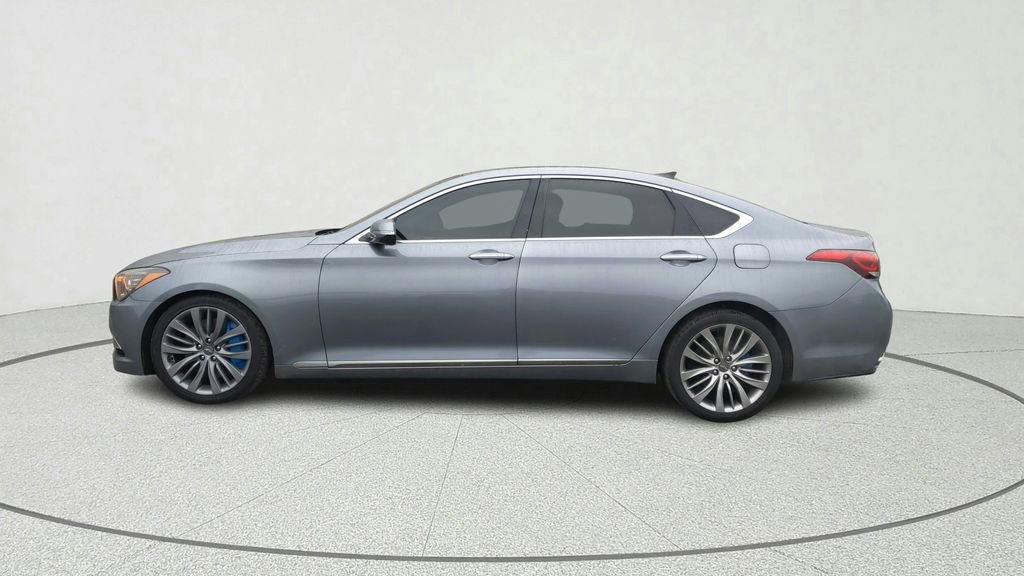Used 2015 Hyundai Genesis 5.0 RWD image 4