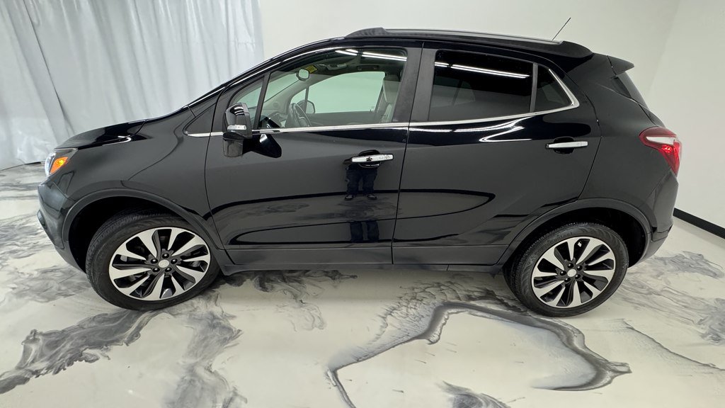 Used 2017 Buick Encore Premium AWD/4WD image 5