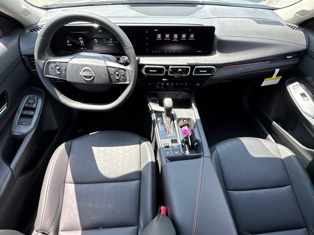 New 2026 Nissan Sentra SR w/ SR Premium Package FWD image 17