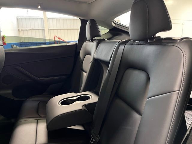 Used 2023 Tesla Model Y Long Range AWD/4WD image 17