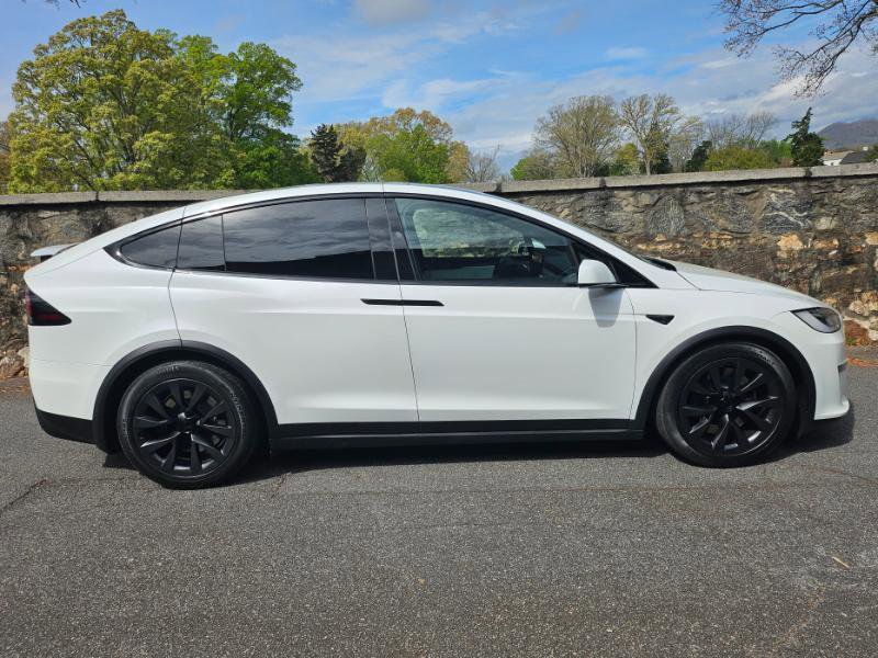Used 2023 Tesla Model X AWD/4WD image 10