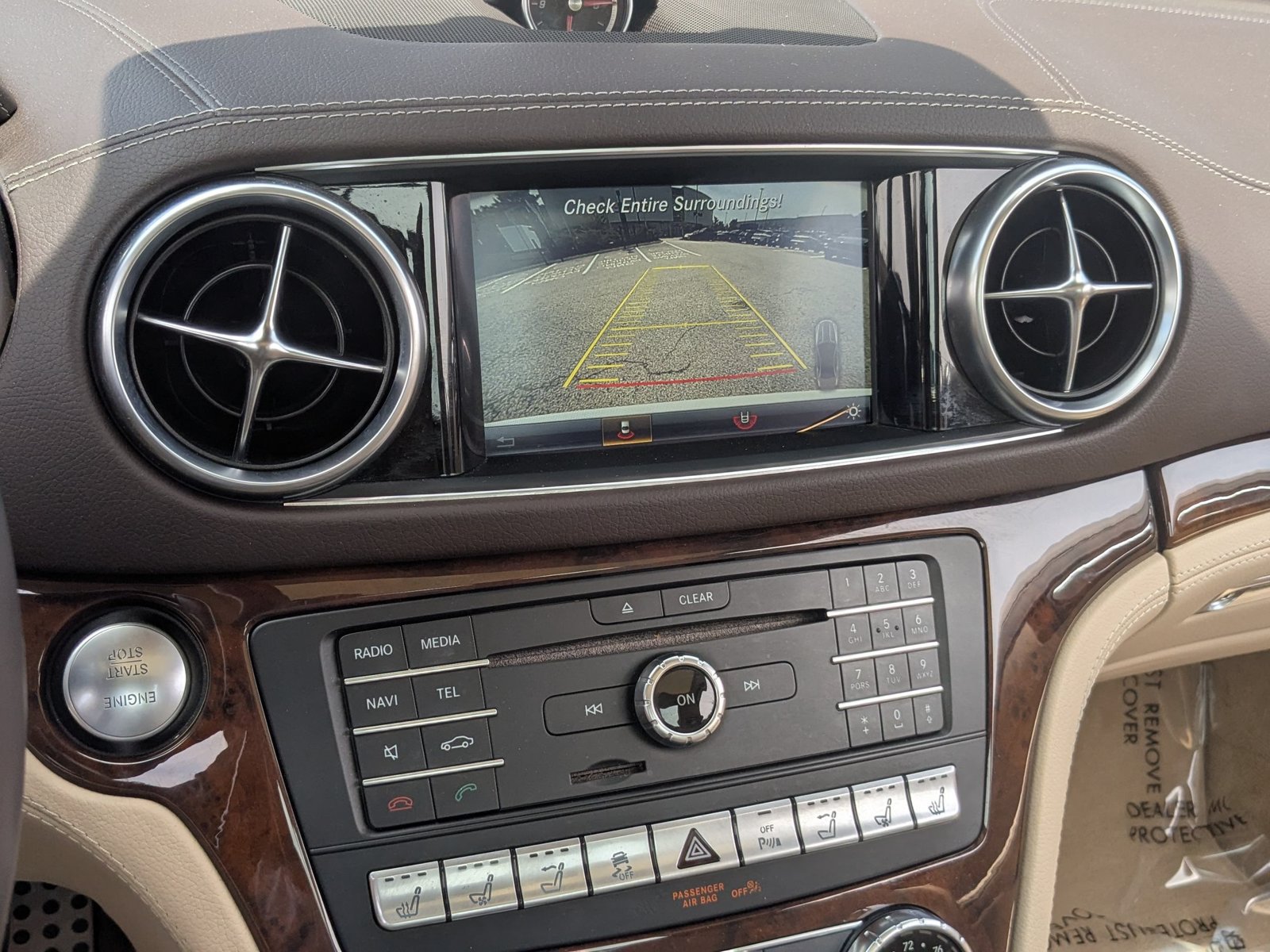 Used 2019 Mercedes-Benz SL 550 image 14
