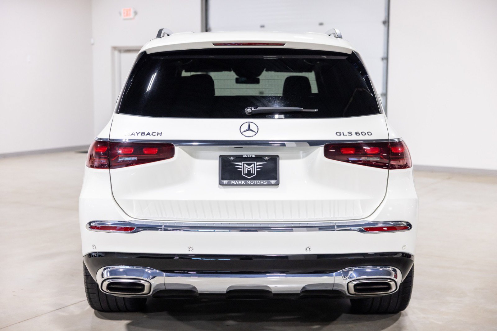 Used 2024 Mercedes-Benz Maybach GLS 600 4MATIC image 8