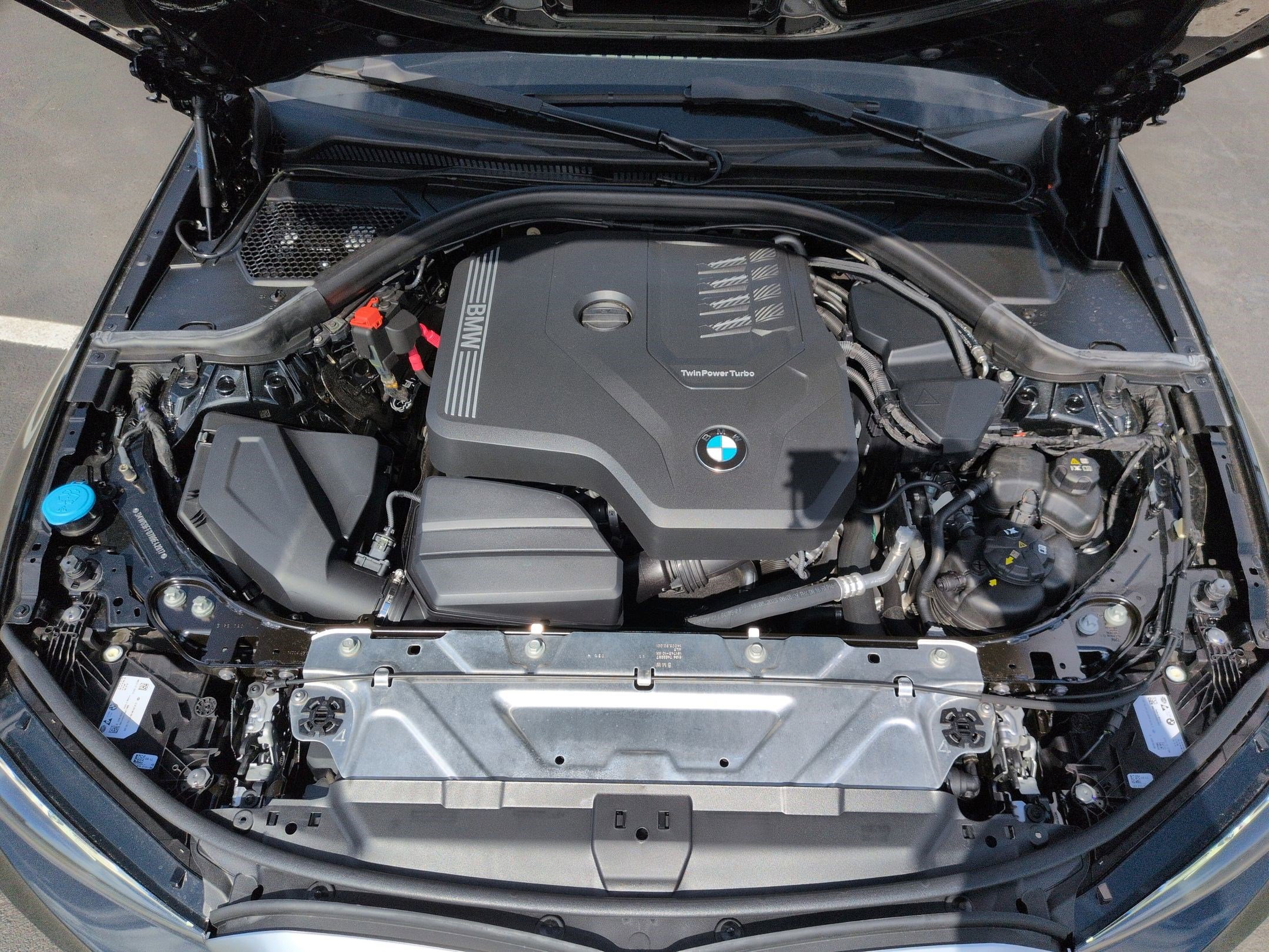 Certified 2024 BMW 330i Sedan w/ Convenience Package image 34