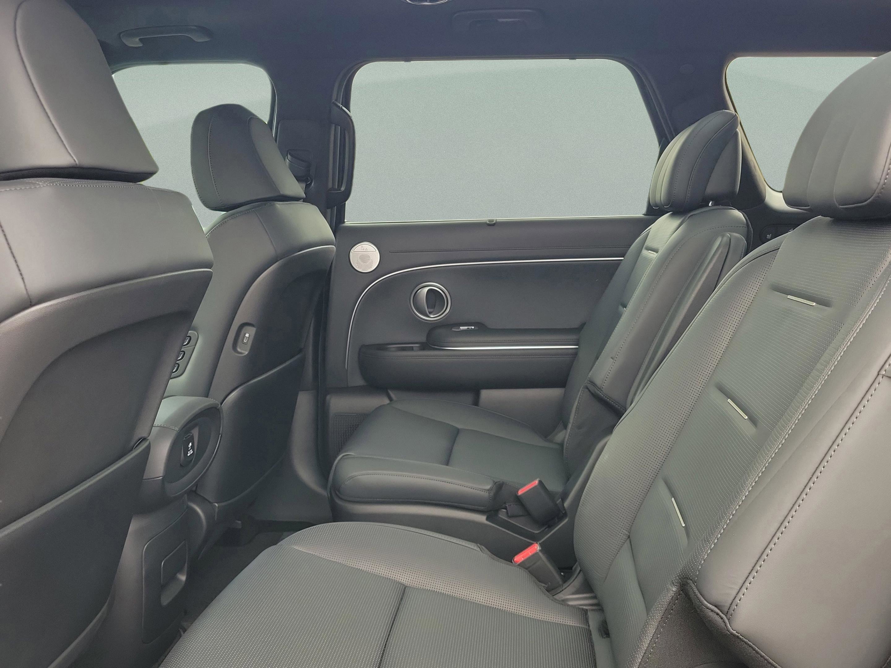 New 2026 Hyundai Palisade Calligraphy image 8