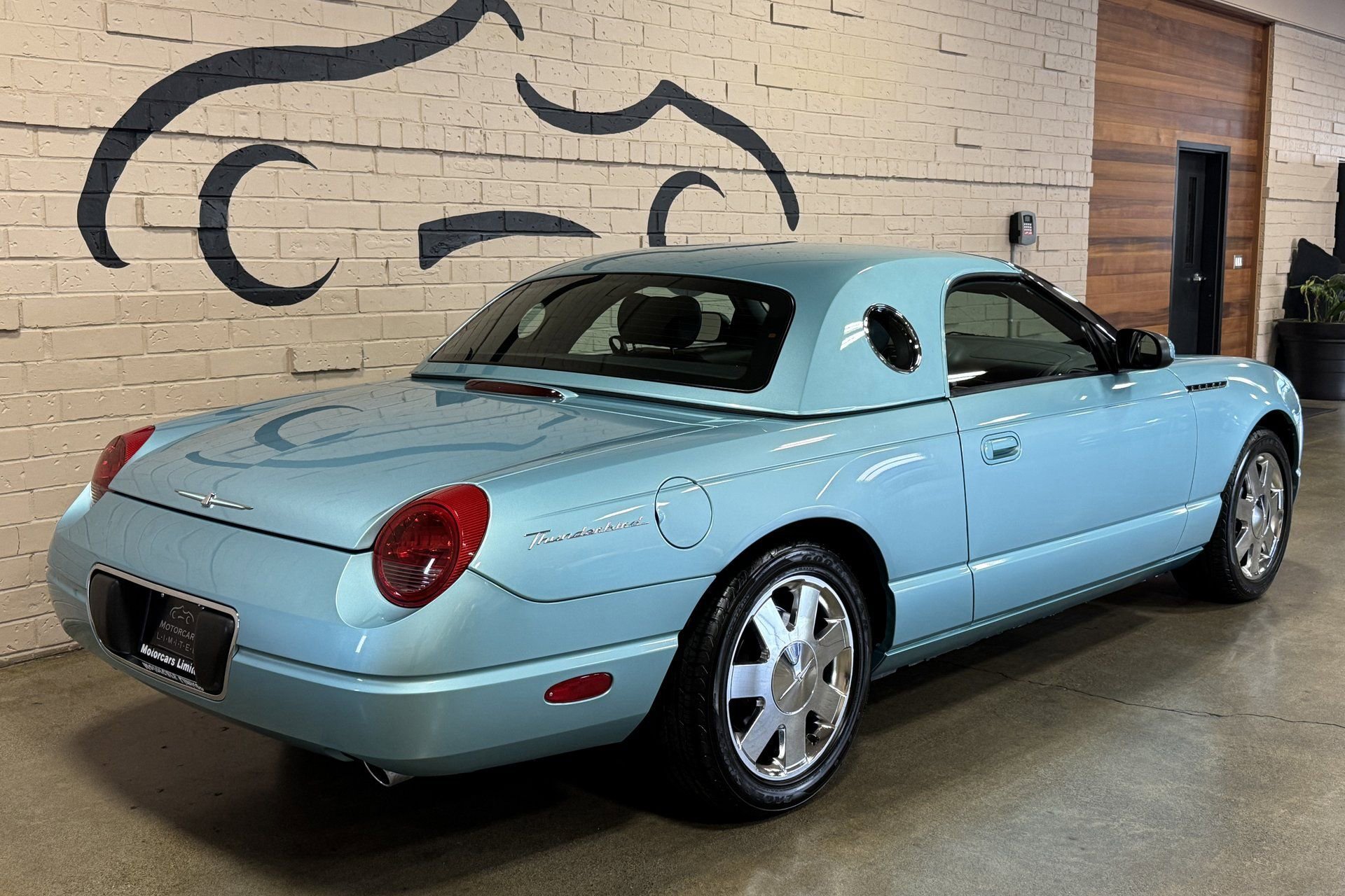 Used 2002 Ford Thunderbird image 9