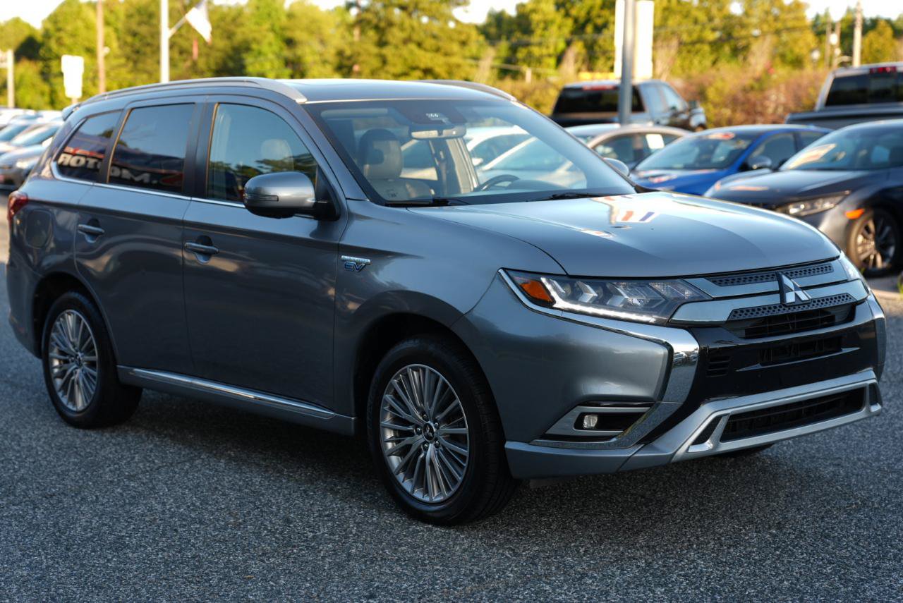 Used 2020 Mitsubishi Outlander GT AWD/4WD image 3