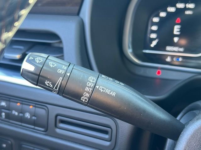 Used 2023 GMC Yukon SLE image 18