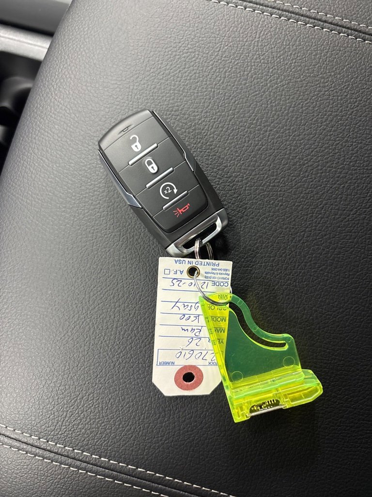 New 2026 RAM 1500 4x4 Crew Cab image 40