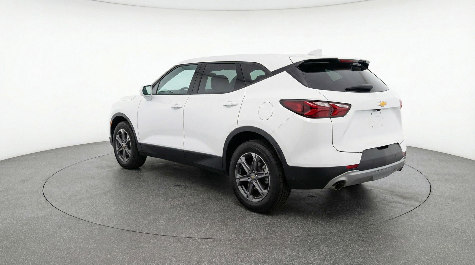 Used 2025 Chevrolet Blazer LT FWD image 6